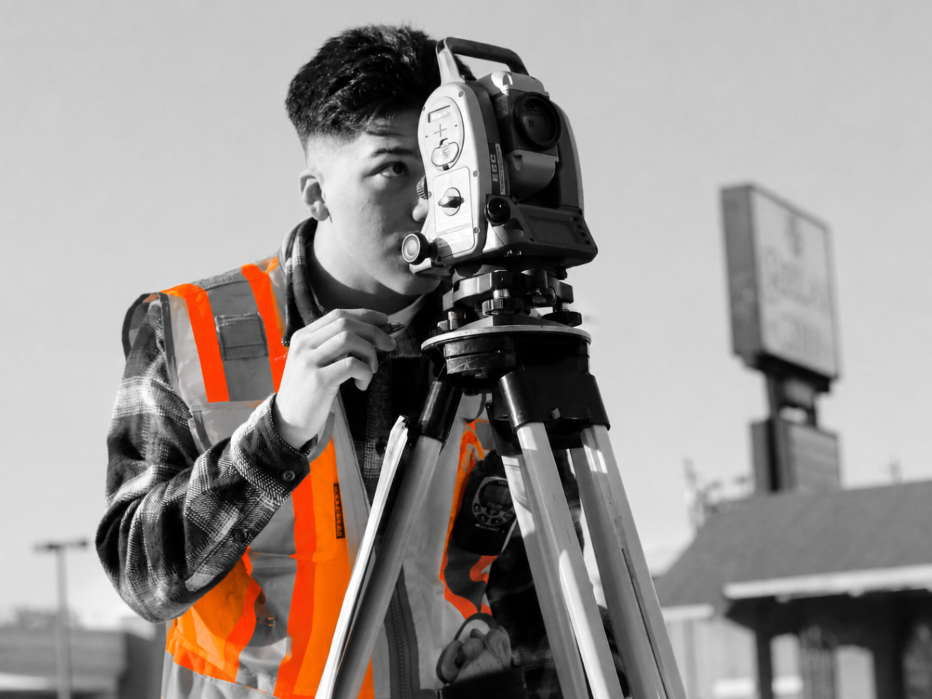 RELAY Labour surveyor on site